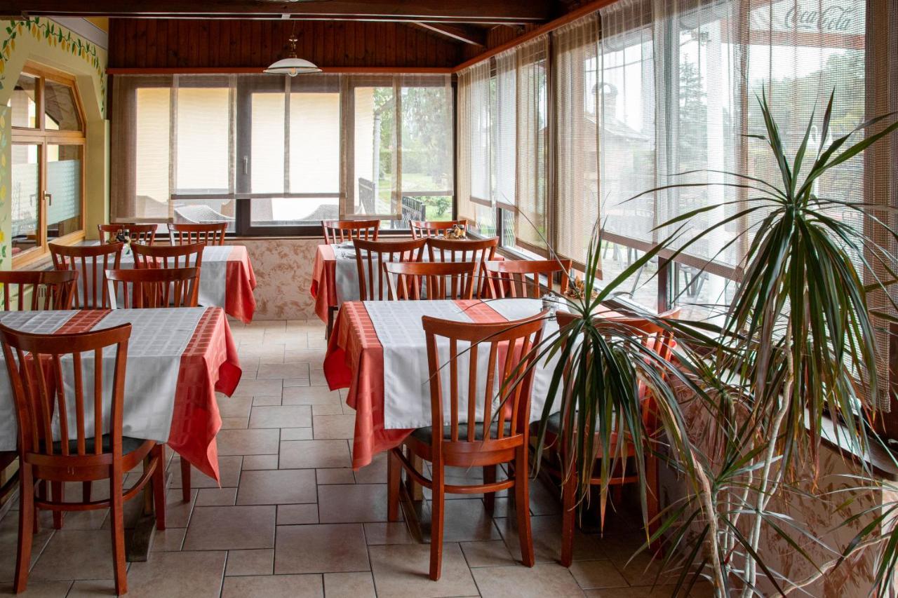 Hotel Zéta Lenti Extérieur photo