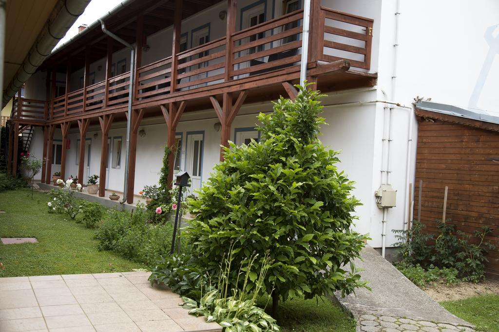 Hotel Zéta Lenti Extérieur photo